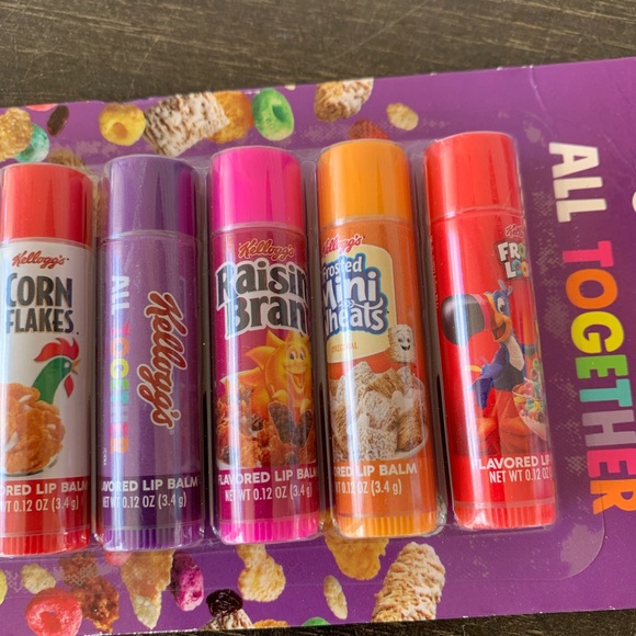 Kellogg’s All Together Cereal 8 pack Assorted Variety Flavored Lip Balms .12 oz - Picture 5 of 6